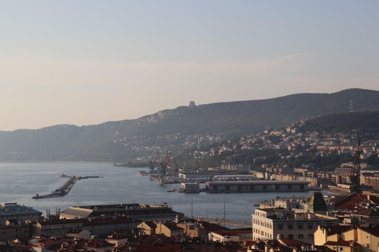 Ir Panoramic Apartment Trieste Luaran gambar