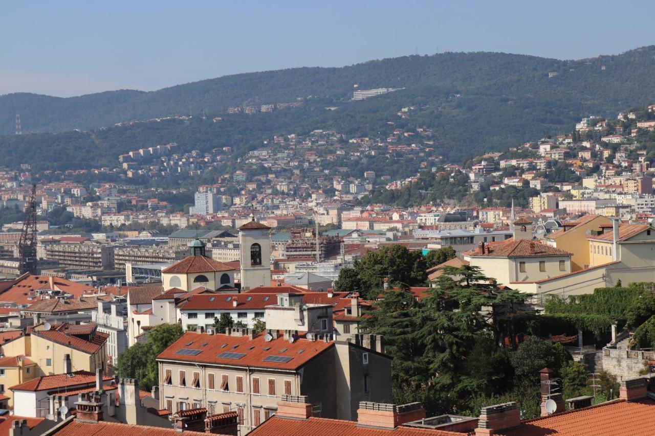 Ir Panoramic Apartment Trieste Luaran gambar
